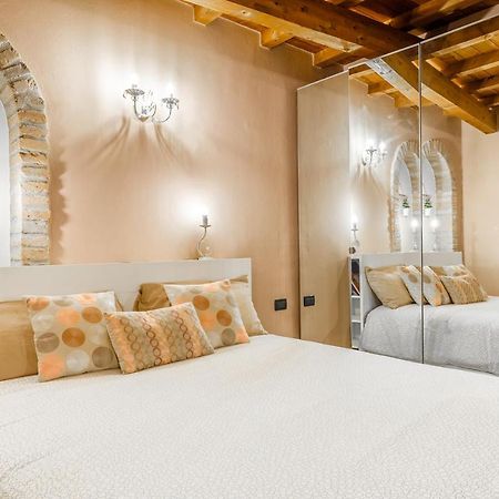 Nell'Antico Ghetto Ebraico Apartment Ferrara Bagian luar foto