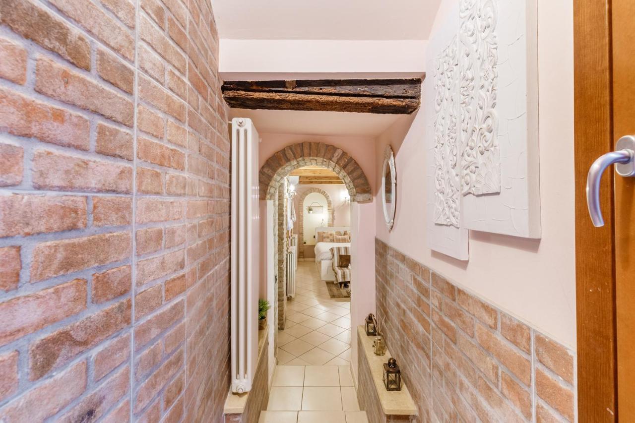 Nell'Antico Ghetto Ebraico Apartment Ferrara Bagian luar foto